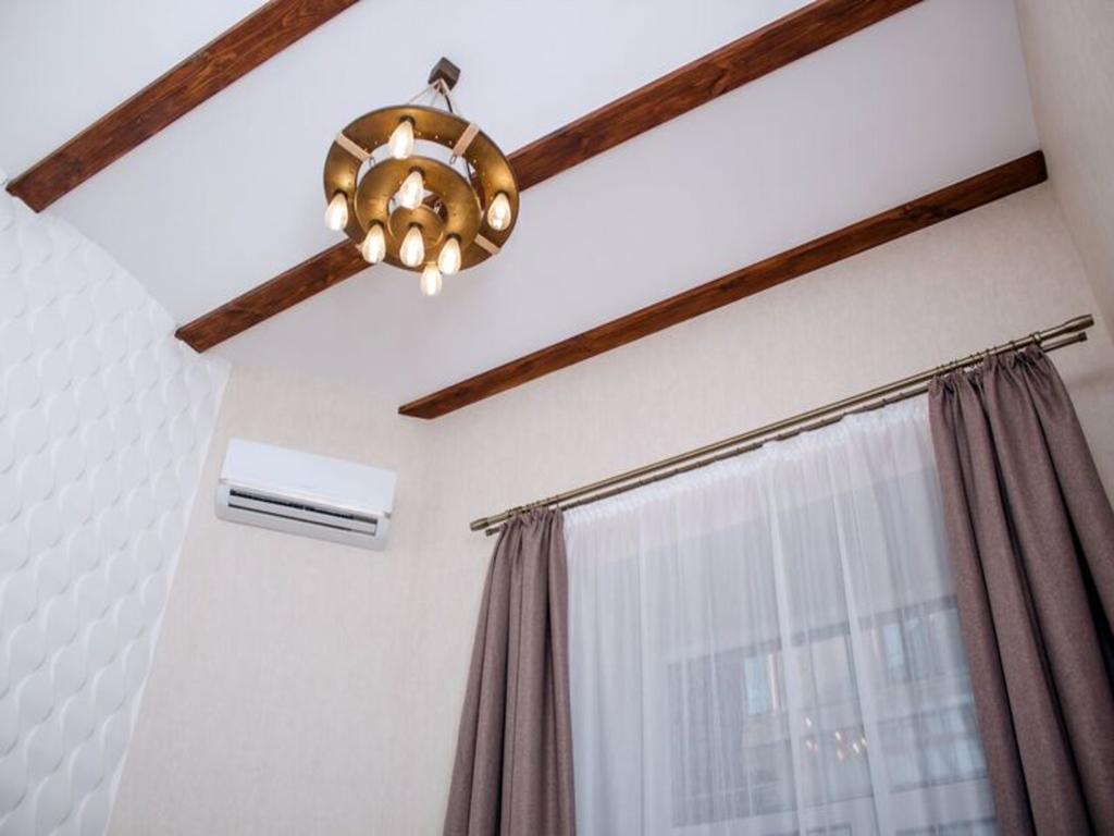Apartment In The City Center In The House With Atlantes オデッサ エクステリア 写真